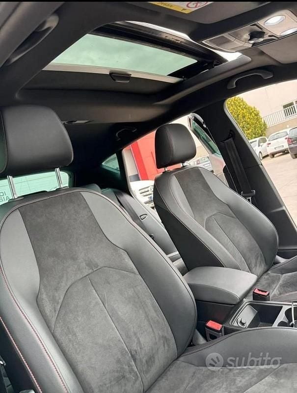 Usata Seat Leon Black Edition 131 CV (96 kW) 2020 Nero Berlina