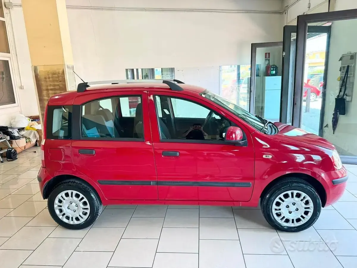 Usata Fiat Panda Dynamic 60 CV (44 kW) 2010 Rosso Utilitaria