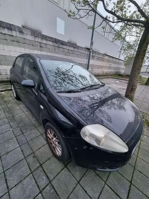 Usata Fiat Grande Punto 65 CV (47 kW) 2007 Utilitaria