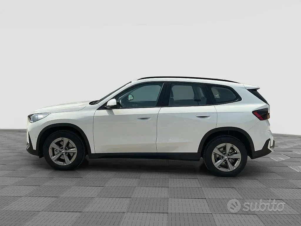 Usata BMW X1 Shadowline 150 CV (110 kW) 2023 Bianco SUV