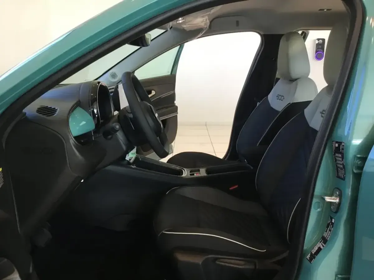 Nuova Fiat Seicento Icon 110 CV (80 kW) 2026 Blu