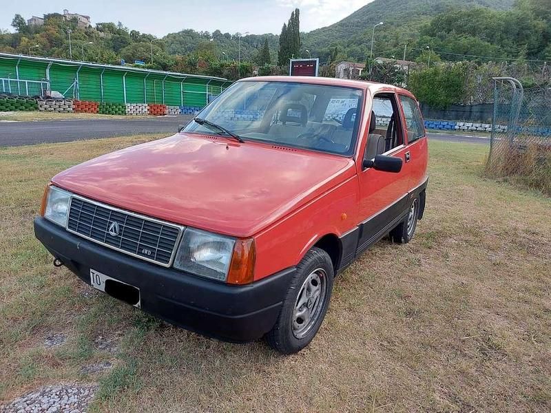 Usata Autobianchi Y10 50 CV (36 kW) 1986 Rosso Utilitaria