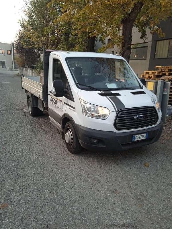 Usata Ford Transit 131 CV (96 kW) 2017 Bianco Furgone