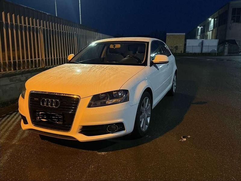 Usata Audi A3 Ambition 140 CV (102 kW) 2011 Bianco Utilitaria