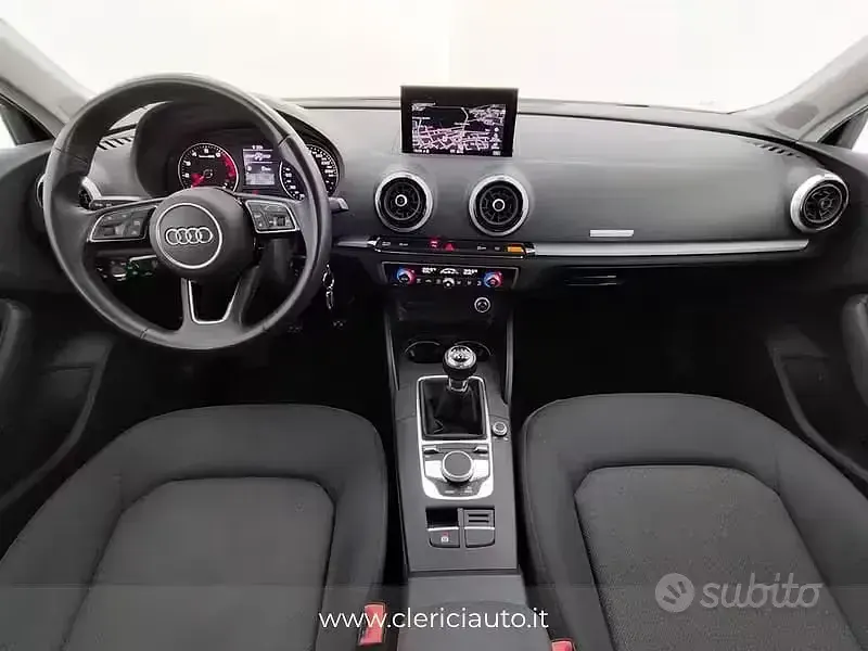 Usata Audi A3 Business 150 CV (110 kW) 2019 Grigio Berlina