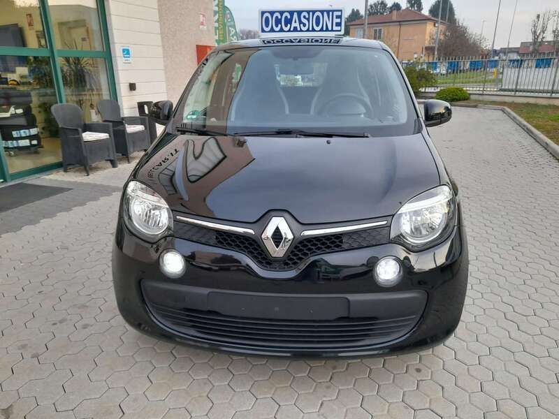 Usata Renault Twingo Intens 69 CV (50 kW) 2018 Nero metallizzato Utilitaria