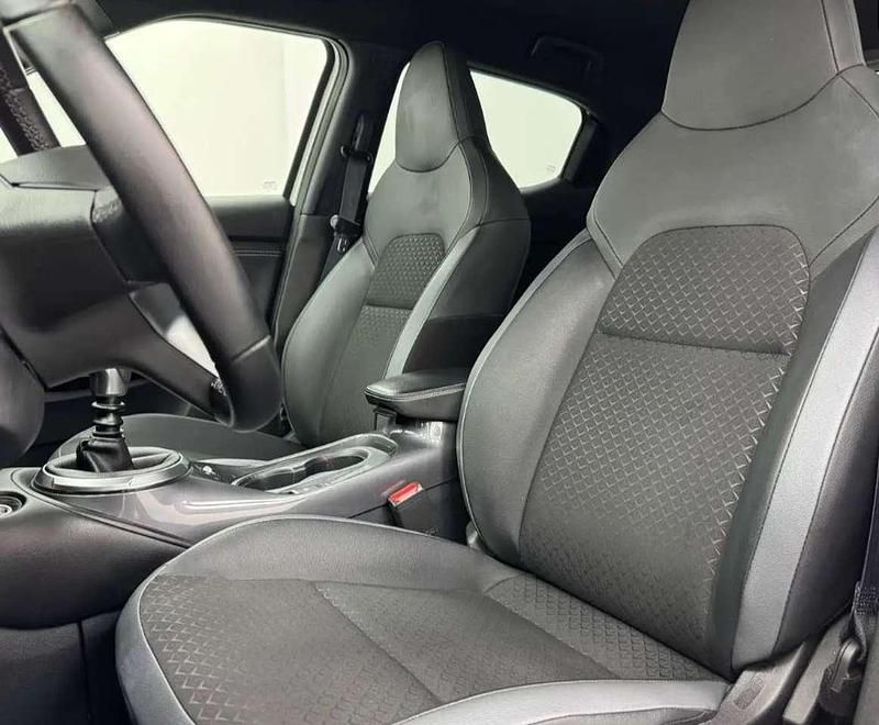 Usata Nissan Juke N-Connecta 114 CV (83 kW) 2024 White pearl brilliant SUV