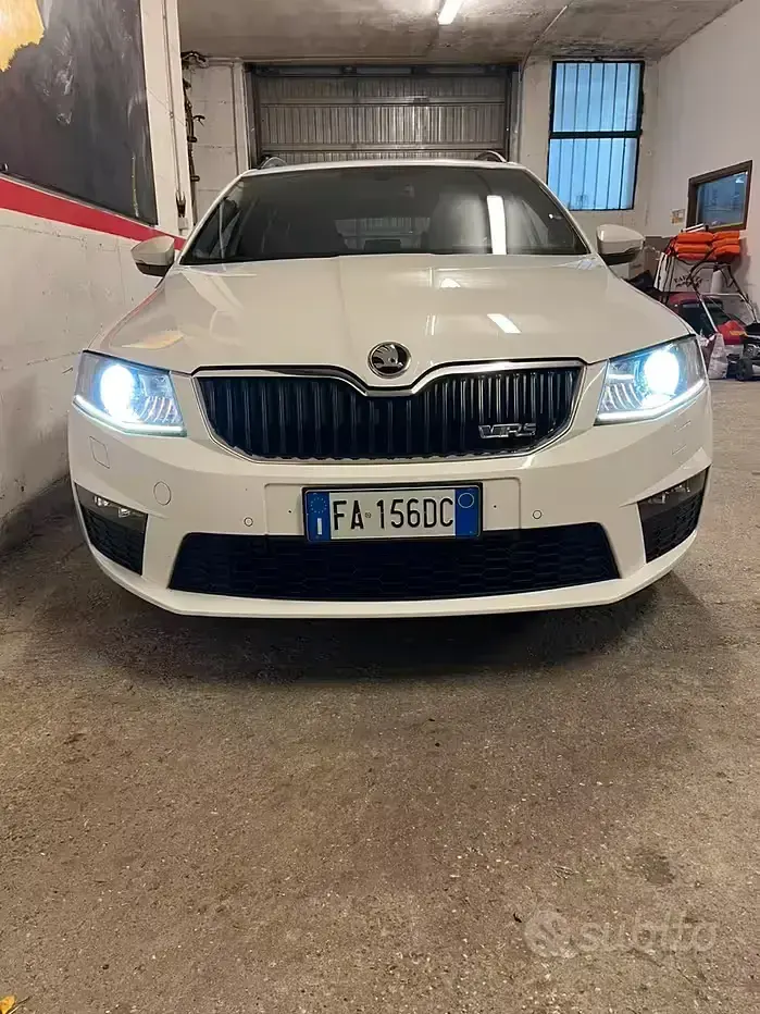 Usata Skoda Octavia RS 184 CV (135 kW) 2015 Bianco Station wagon