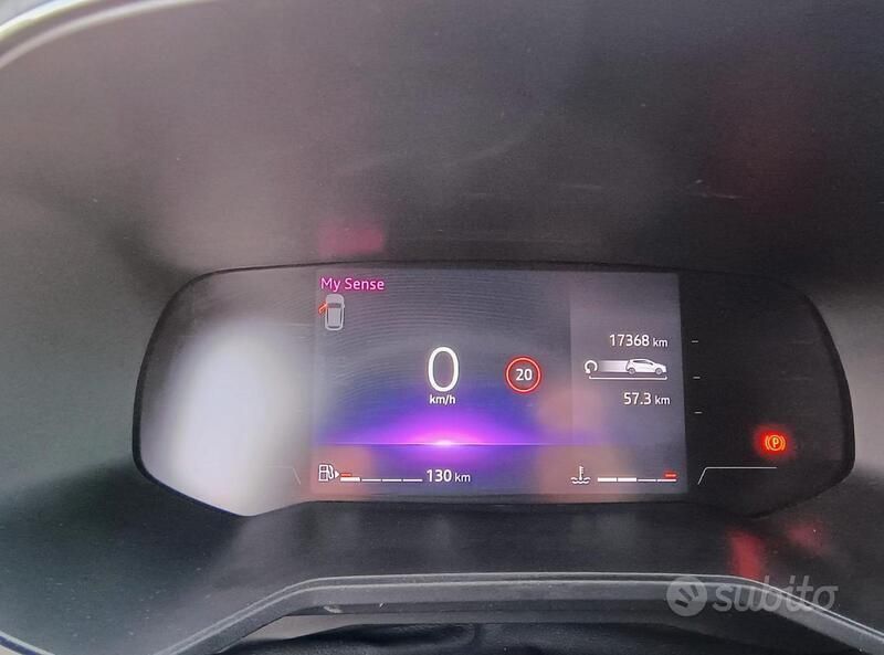 Usata Renault Clio V 90 CV (66 kW) 2024 Grigio Berlina