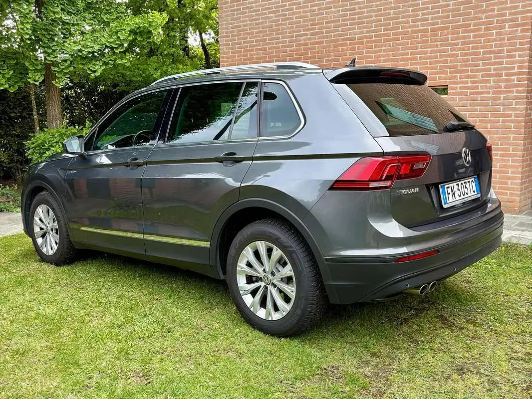Usata VW Tiguan Business 116 CV (85 kW) 2018 Grigio SUV
