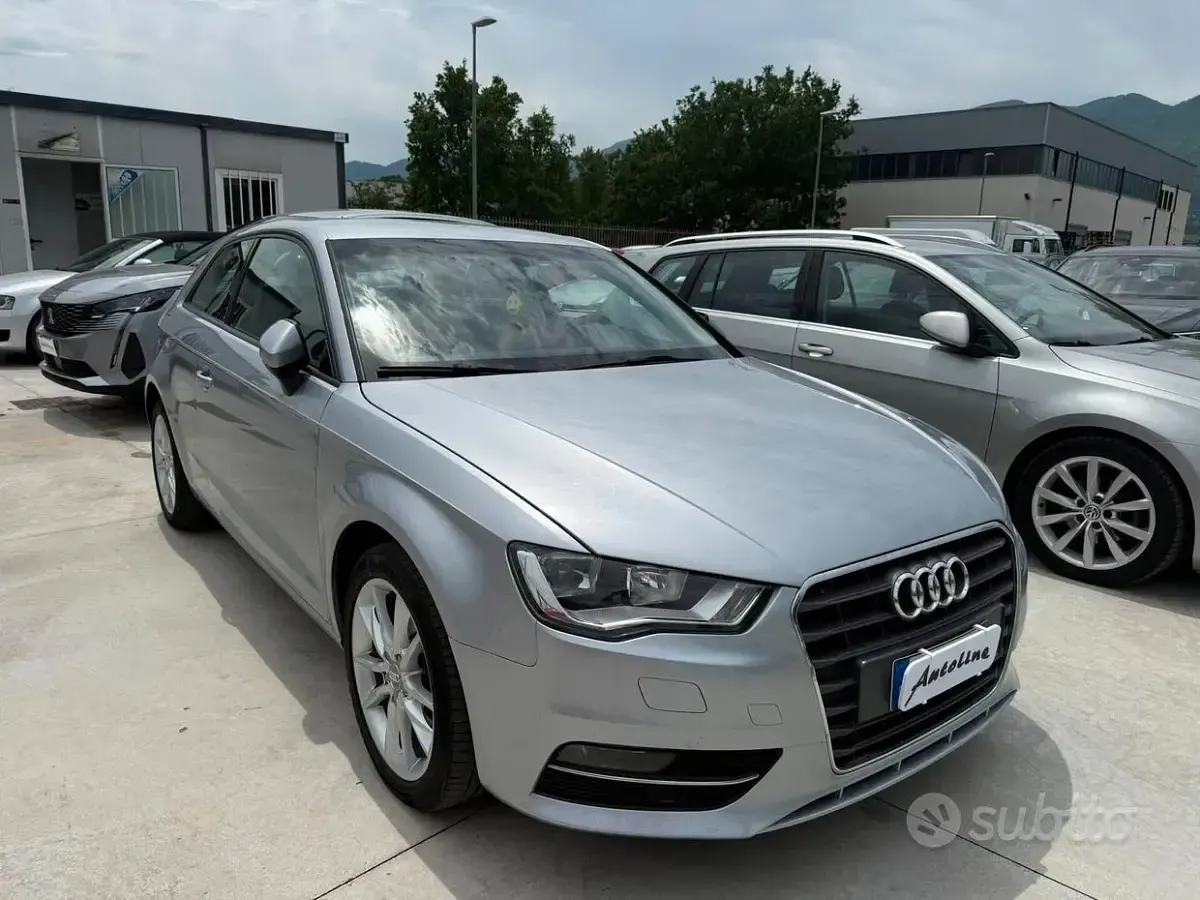 Usata Audi A3 Ambiente 110 CV (80 kW) 2015 Grigio Berlina