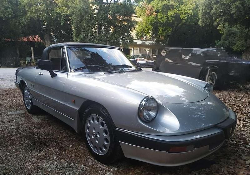 Usata Alfa Romeo Spider Quadrifoglio Verde 125 CV (91 kW) 1988 Grigio Cabrio