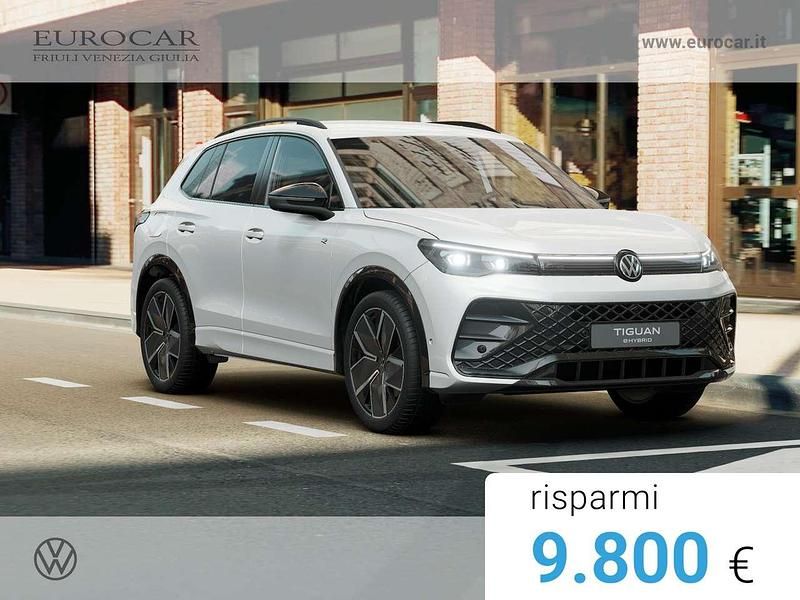 Nuova VW Tiguan R-line Plus 204 CV (150 kW) 2026 Oryx white perlato SUV