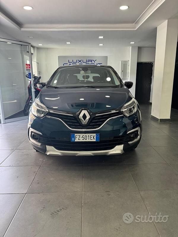 Usata Renault Captur 131 CV (96 kW) 2020 Blu SUV