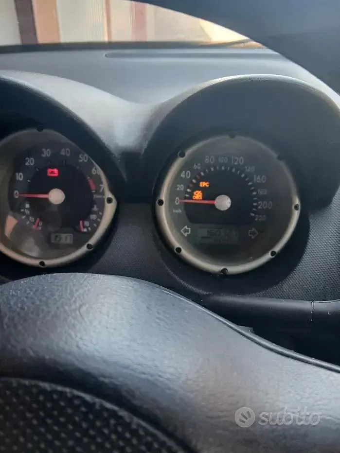 Usata VW Lupo 60 CV (44 kW) 2002 Grigio Utilitaria