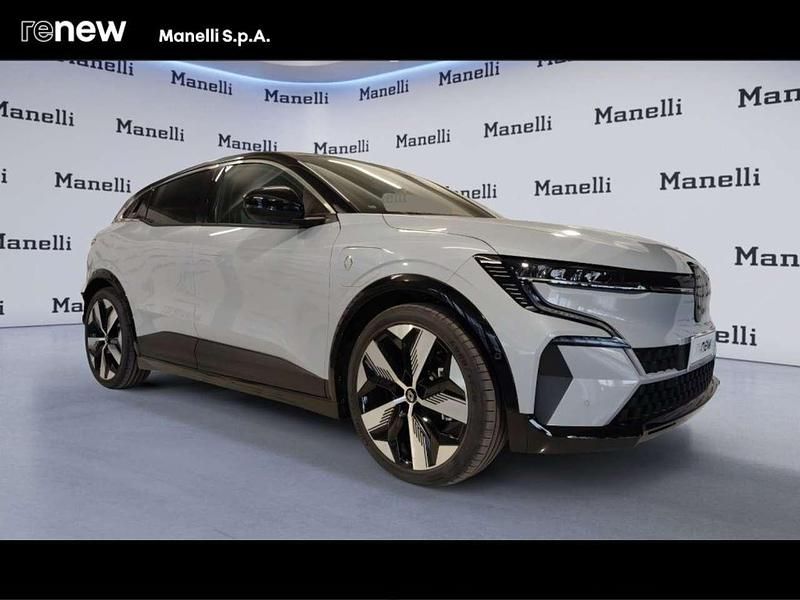 Grigio Nuova 2025 Renault Mégane Komfort Tre volumi | 32.300 € - Immagine 1/4