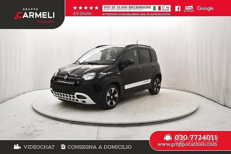 Nuova Fiat Panda Cross Cross 65 CV (47 kW) 2025 Nero Utilitaria