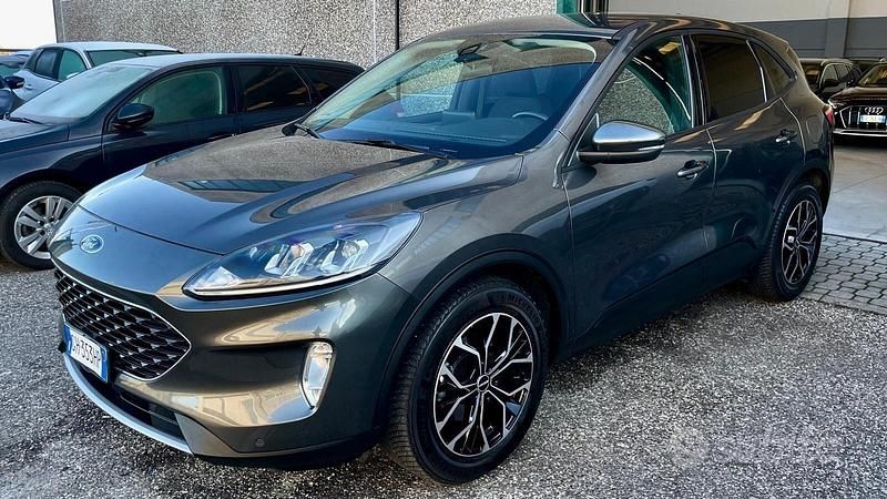 Usata Ford Kuga Titanium 120 CV (88 kW) 2021 Bianco SUV