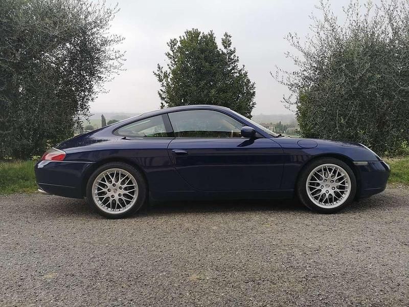Usata Porsche 996 320 CV (235 kW) 2001 Blu Coupé