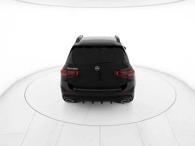 Nero Nuova 2025 Mercedes GLB180 Advanced Plus SUV | 45.900 € (Buon prezzo) - Immagine 1/4