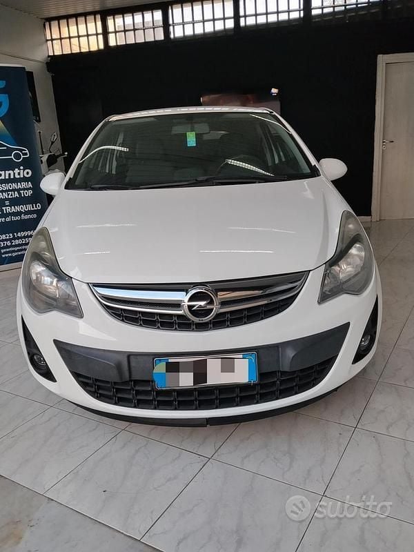 Usata Opel Corsa 2014 Bianco Utilitaria