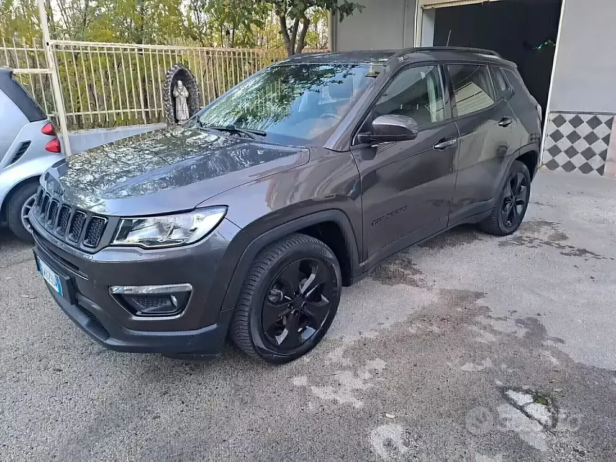 Usata Jeep Compass Night Eagle 120 CV (88 kW) 2019 Grigio SUV