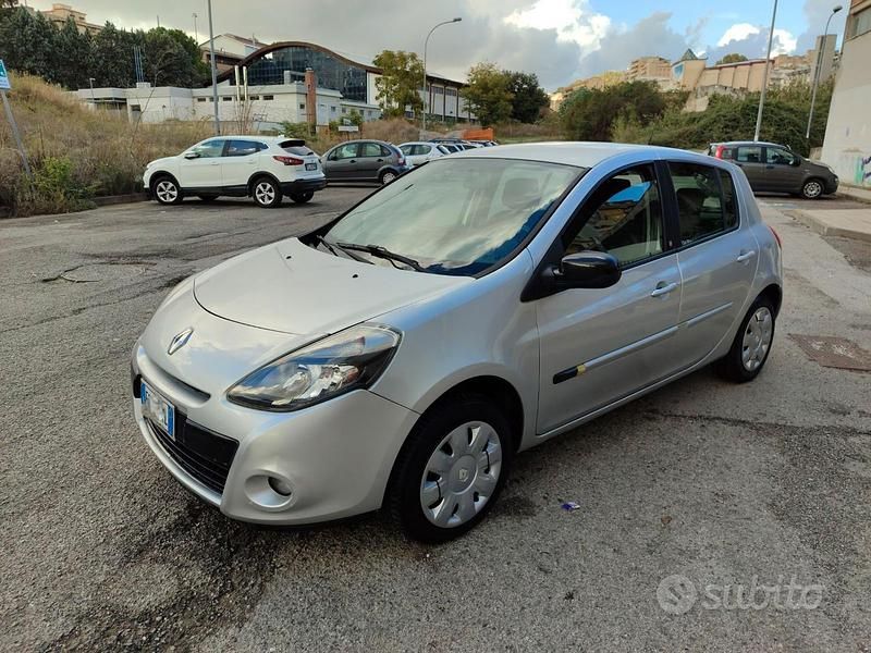 Usata Renault Clio II 86 CV (63 kW) 2010