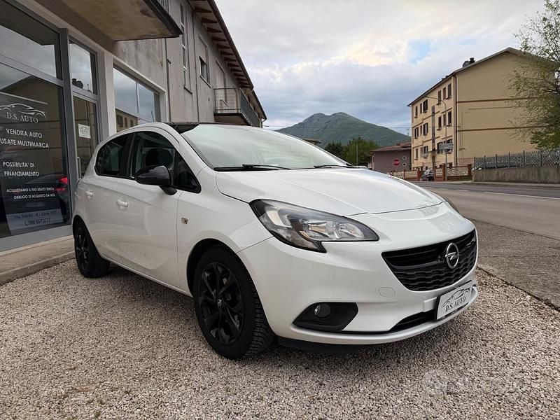 Usata Opel Corsa 75 CV (55 kW) 2017 Bianco Utilitaria