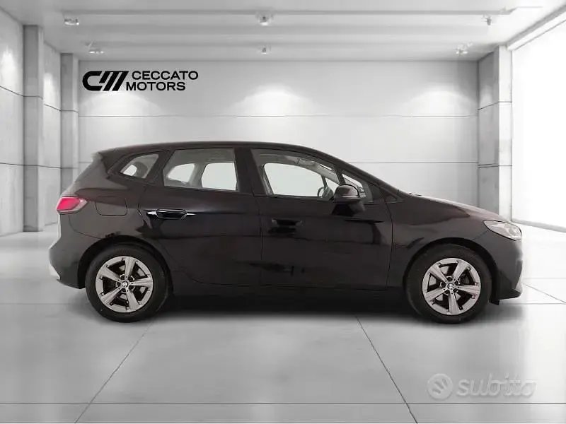 Usata BMW 218 Active Tourer Comfort Edition 150 CV (110 kW) 2022 Nero Monovolume