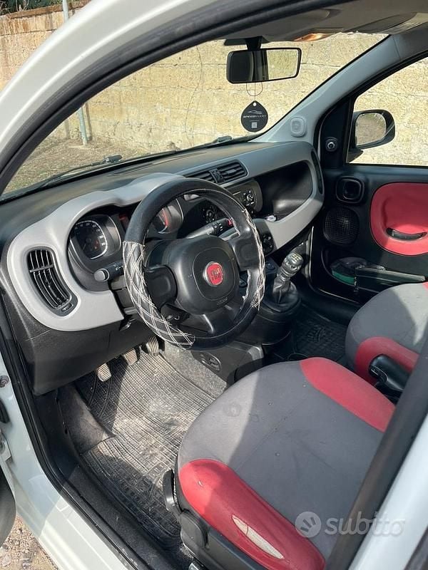 Usata Fiat Panda 85 CV (62 kW) 2013 Utilitaria
