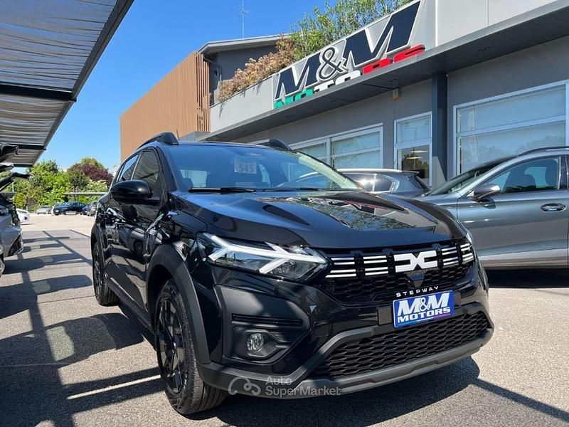 Nuova Dacia Sandero Expression 101 CV (74 kW) 2025 Nero Berlina