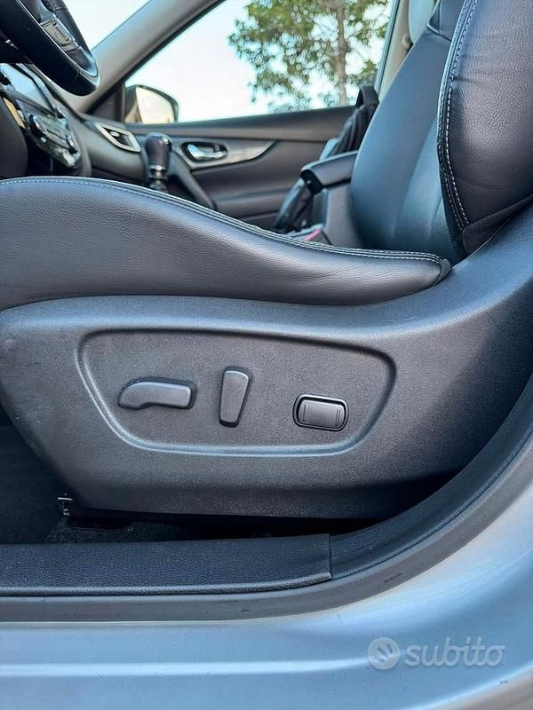 Usata Nissan X-Trail 131 CV (96 kW) 2017 Grigio SUV