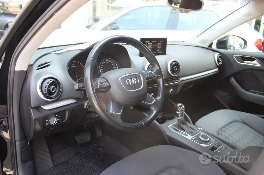 Usata Audi A3 Attraction 110 CV (80 kW) 2015 Nero Berlina