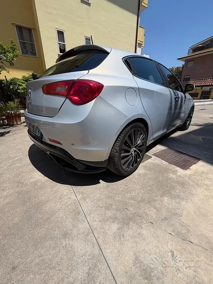 Usata Alfa Romeo Giulietta 150 CV (110 kW) 2013 Utilitaria