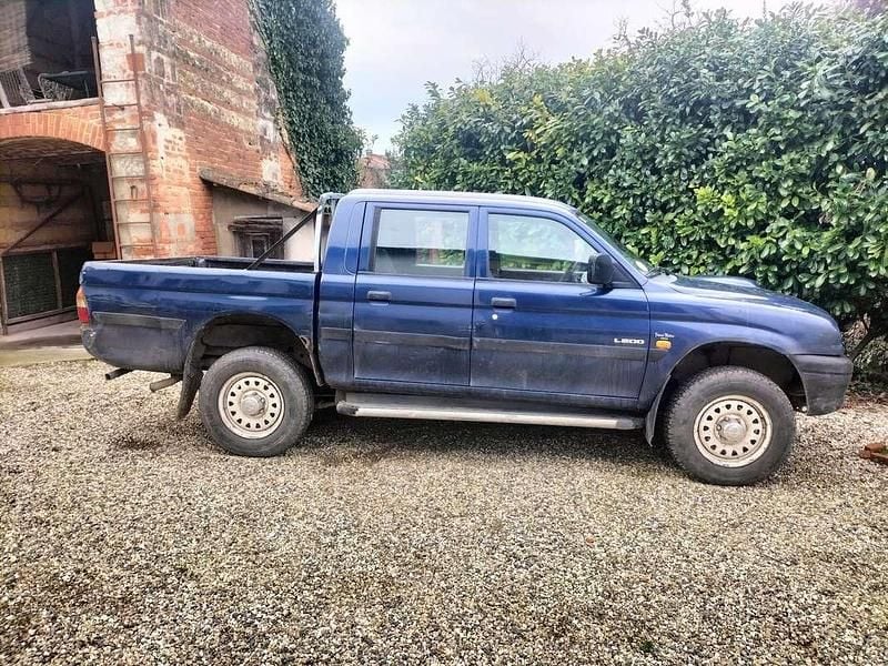 Usata Mitsubishi L200 99 CV (72 kW) 2001 Pick-up