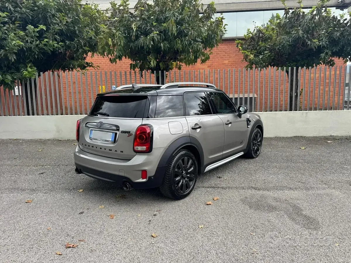 Usata Mini Countryman 190 CV (139 kW) 2018 Grigio SUV