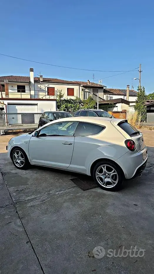 Usata Alfa Romeo MiTo 120 CV (88 kW) 2011 Utilitaria