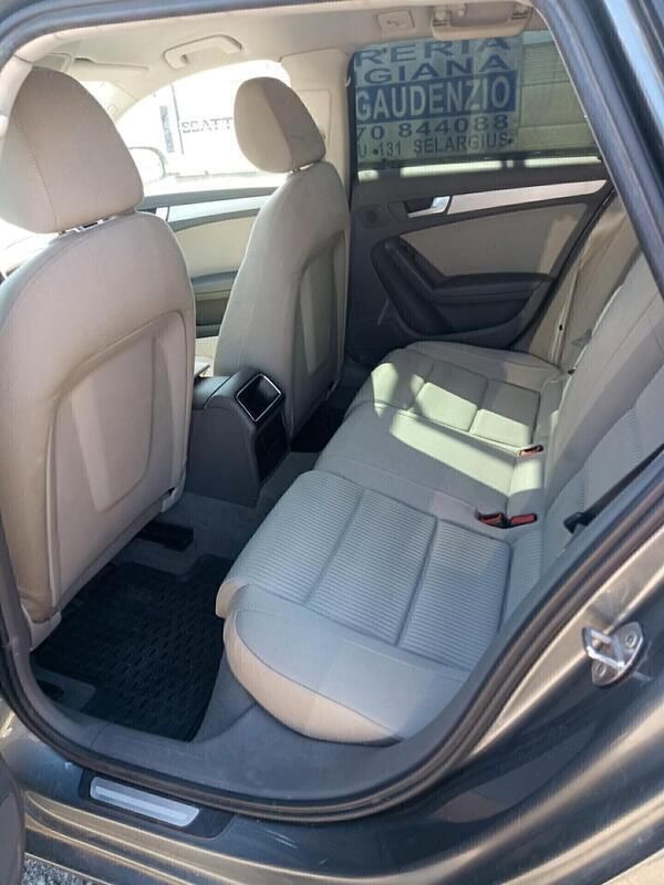 Usata Audi A4 120 CV (88 kW) 2011 Grigio Station wagon