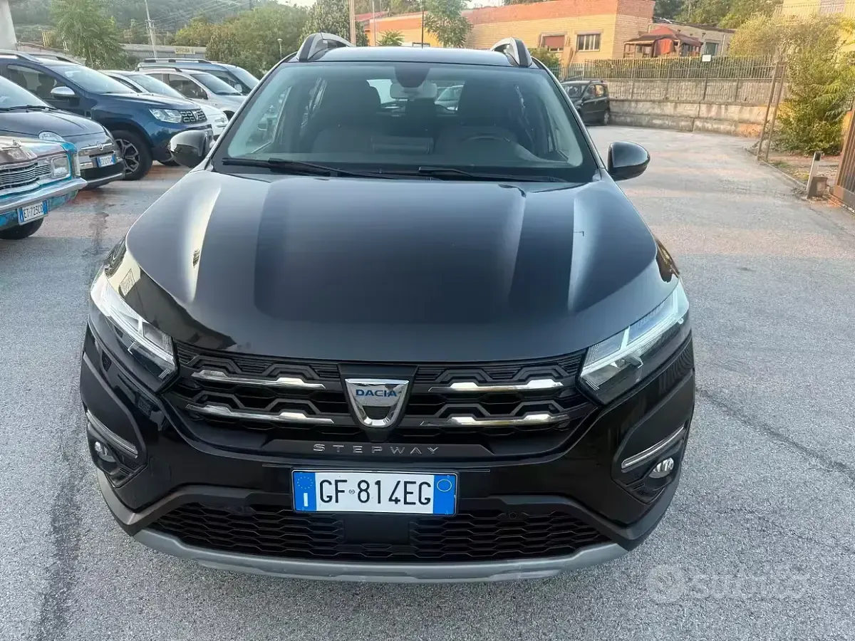 Usata Dacia Sandero Expression 101 CV (74 kW) 2022 Nero Berlina