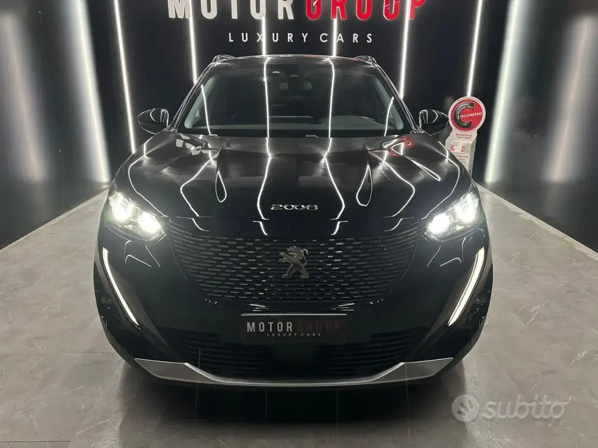 Usata Peugeot 2008 Allure 131 CV (96 kW) 2021 Nero SUV