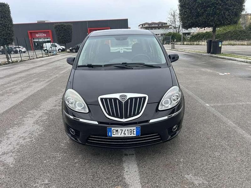 Usata Lancia Musa 77 CV (56 kW) 2012 Monovolume