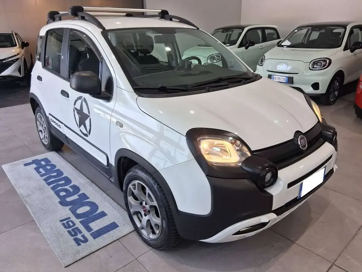Usata Fiat Panda Cross Cross 95 CV (69 kW) 2017 Bianco gelato Utilitaria