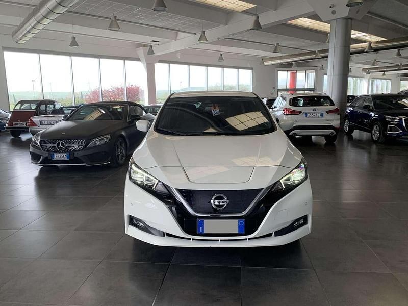 Usata Nissan Leaf 89 kW (122 CV) 2022 Bianco Utilitaria