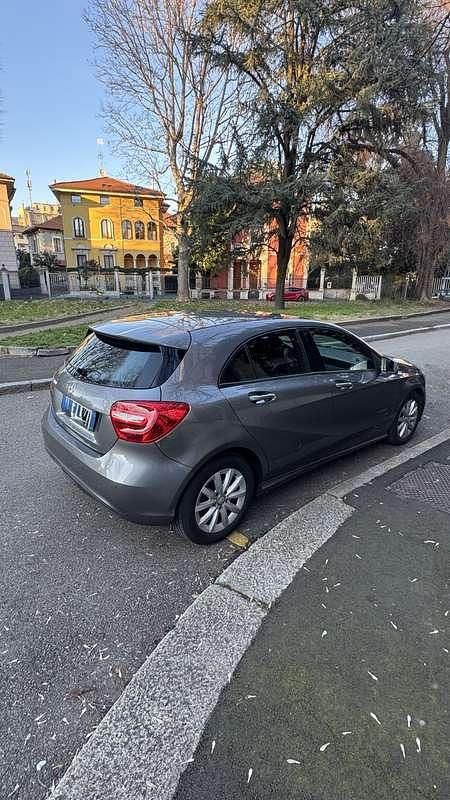 Usata Mercedes A180 Executive 122 CV (89 kW) 2012 Berlina