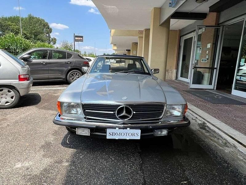 Usata Mercedes SL380 204 CV (150 kW) 1985 Argento Cabrio