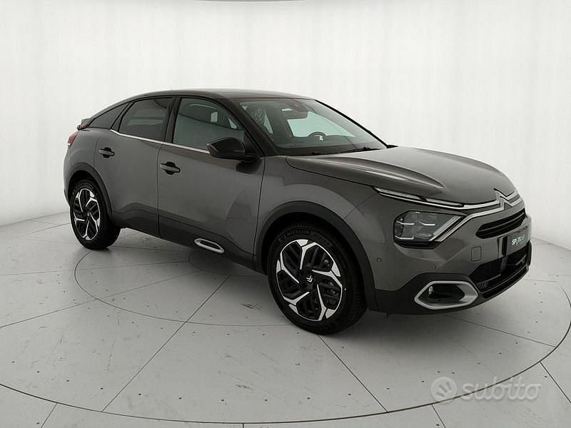 Usata Citroën C4 131 CV (96 kW) 2024 Grigio SUV