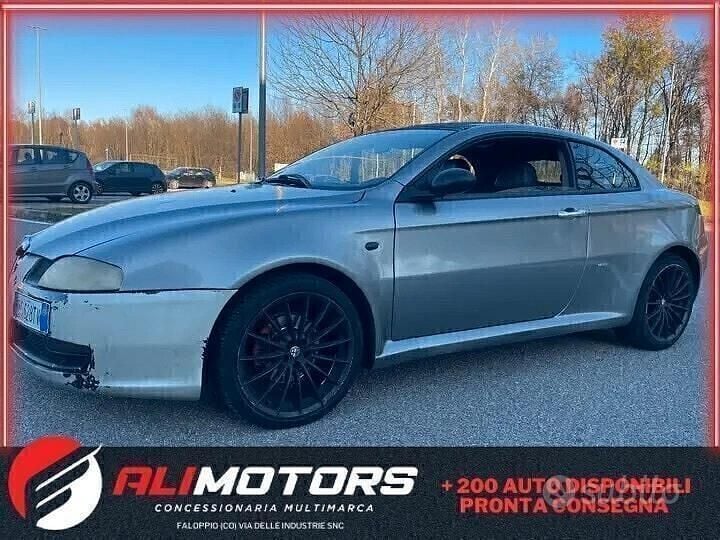 Usata Alfa Romeo GT 149 CV (109 kW) 2005 Grigio Coupé