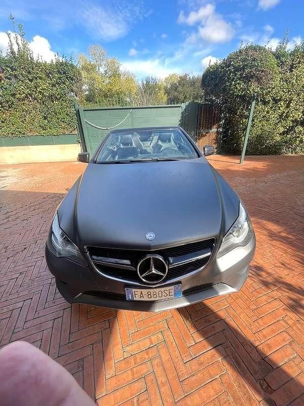 Usata Mercedes E220 170 CV (125 kW) 2015 Argento Cabrio