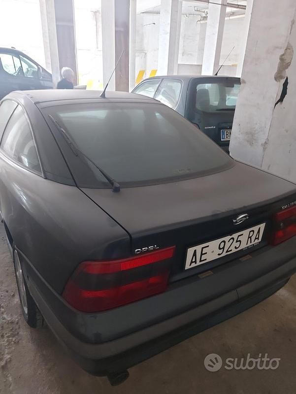 Usata Opel Calibra 136 CV (100 kW) 1995 Blu Coupé