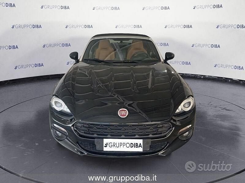 Usata Fiat 124 Spider Lusso 140 CV (102 kW) 2016 Grigio Cabrio